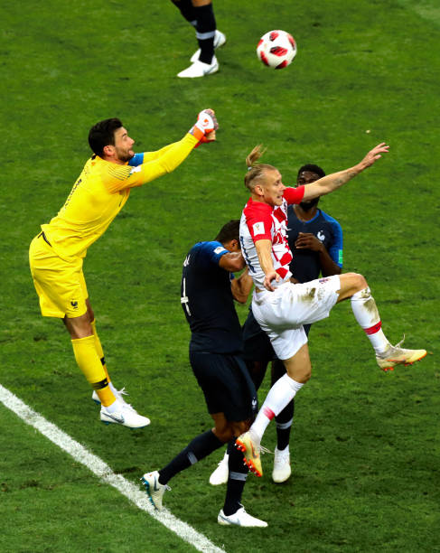 他用实际行 他用实际行