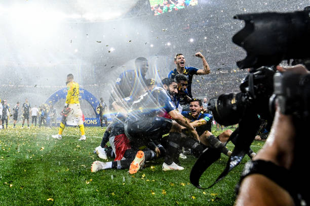 球迷反应与 球迷反应与