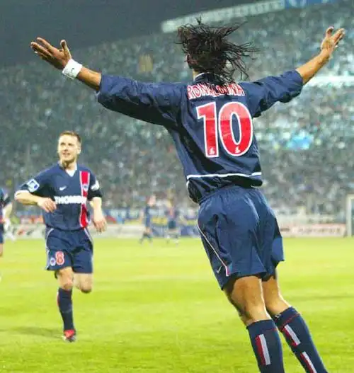 解围失误 解围失误