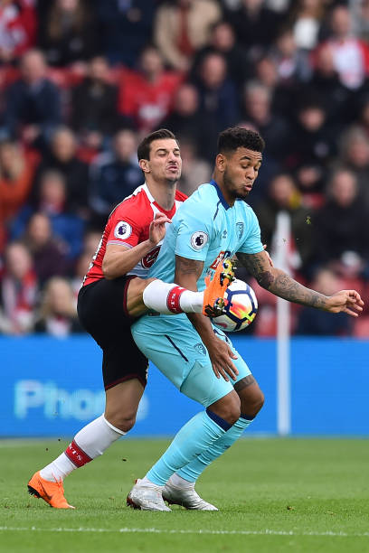 额转会费用 额转会费用